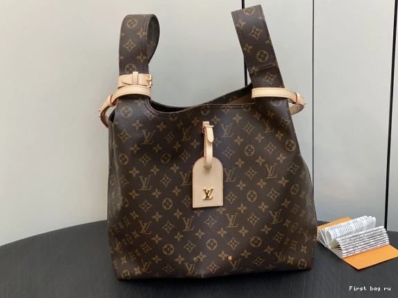 First bag ru VUITTON LOUIS GM Atlantis 0707